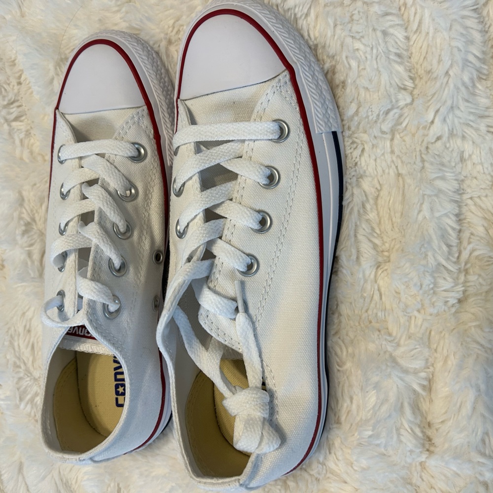 chuck taylor all star low top converse